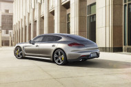 Autoperiskop.cz  – Výjimečný pohled na auta - Světová premiéra nového Porsche Panamera Turbo S se uskuteční na autosalonu v Tokiu.