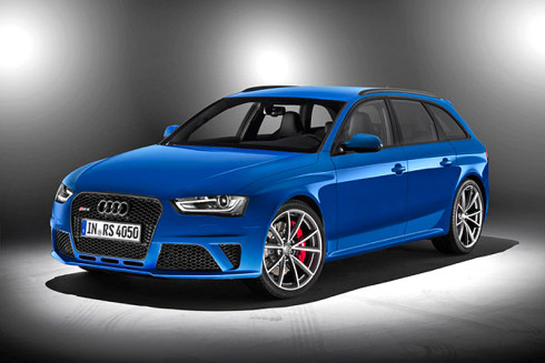 Audi uvádí na trh speciální edici aktuálního modelu. RS 4 Avant Nogaro selection, který oslaví světovou premiéru v březnu v Ženevě, ale již teď je možné jej objednávat