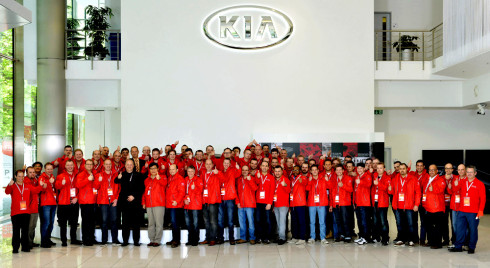 KIA MOTORS vyhlásila 7. ročník celosvětové soutěže World Kia Skill Cup 2014 pro oblast servisních služeb