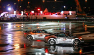 Autoperiskop.cz  – Výjimečný pohled na auta - Nissan se zapsal do Guinessovy knihy rekordů za „nejdelší souběžné driftování dvou vozů“