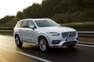 Autoperiskop.cz  – Výjimečný pohled na auta - Zbrusu nové Volvo XC90 zaznamenává od samého počátku velice silnou poptávku