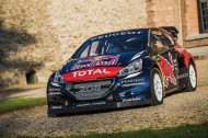 Autoperiskop.cz  – Výjimečný pohled na auta - Tým Peugeot-Hansen za volantem nového vozu Peugeot 208 WRX bude ztělesňovat na mistrovství světa rallycrossu v roce 2015 Timmy Hansen a nový přírůstek týmu Davy Jeanney