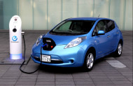 Autoperiskop.cz  – Výjimečný pohled na auta - Nissan Leaf snižuje měsíční náklady na pohonné hmoty: přechodem na elektřinu mohou rodiny v Norsku a Velké Britanii ušetřit až 60 % nákladů za pohonné hmoty – u nás v ČR ještě podstatně více
