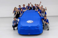 Autoperiskop.cz  – Výjimečný pohled na auta - Tým studentů Volkswagenu dokončil Projekt Wörthersee-GTI 2015 a dnes – 13. května svůj koncept představuje na 34. Setkání GTI u jezera Wörthersee pod názvem „Studentské GTI snů“