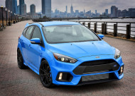 Autoperiskop.cz  – Výjimečný pohled na auta - Ford včera oznámil, že nový sportovní hatchback Focus RS bude dosahovat nejvyššího výkonu 257 kW (350 koní) – na našem trhu již v prvním čtvrtletí 2016