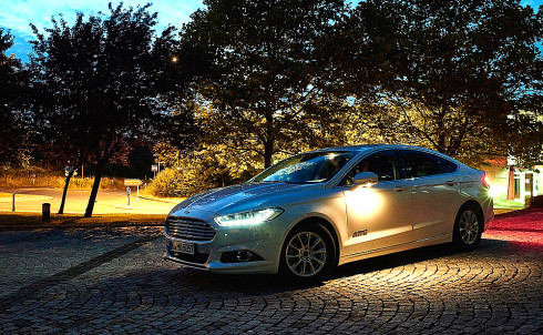 Ford’s Camera-Based Advanced Front Lighting System