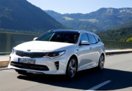 Autoperiskop.cz  – Výjimečný pohled na auta - Společnost KIA MOTORS CZECH představila nové modelové řady Kia Optima určené pro český trh