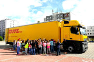 Autoperiskop.cz  – Výjimečný pohled na auta - DHL Supply Chain se stará o bezpečnost školáků na silnicích