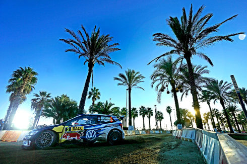 Jari-Matti Latvala (FIN), Miikka Anttila (FIN) Volkswagen Polo R WRC (2016) WRC Rally Catalunya 2016 Photo: Daniel Roeseler