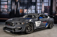 Autoperiskop.cz  – Výjimečný pohled na auta - Divize Ford Performance představila na SEMA 2016 nový závodní Ford Mustang GT4