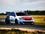 Autoperiskop.cz  – Výjimečný pohled na auta - Peugeot na jednom ze závodů TCR v belgickém Mettetu předvedl 30.října nový Peugeot 308 Racing Cup