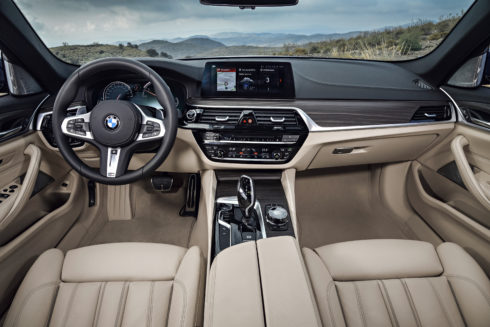 Nové BMW řady 5 Touring   – Výjimečný pohled na auta