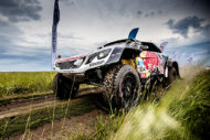 Autoperiskop.cz  – Výjimečný pohled na auta - Peugeot DKR Maxi: třetí vítězství v impozantním dnu čtvrté etapy