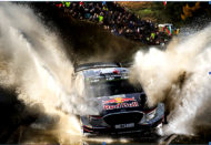 Autoperiskop.cz  – Výjimečný pohled na auta - Sébastien Ogier vybojoval o víkendu s Fordem Fiesta WRC titul mistra světa v automobilových soutěžích