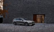 Autoperiskop.cz  – Výjimečný pohled na auta - Volvo V60: ceníky a technické specifikace