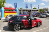 Autoperiskop.cz  – Výjimečný pohled na auta - Jubilejní Peugeot Emotion Day ohromí návštěvníky „dakarskou šelmou“