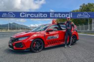 Autoperiskop.cz  – Výjimečný pohled na auta - Jezdec Tiago Monteiro vytvořil s vozem Honda Civic Type R nový okruhový rekord na portugalském závodním okruhu Estoril