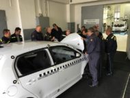 Autoperiskop.cz  – Výjimečný pohled na auta - Porsche Česká republika úzce spolupracuje s hasiči