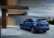 Autoperiskop.cz  – Výjimečný pohled na auta - Sportovně a hospodárně s externě nabíjitelným hybridním pohonem: Audi Q5 55 TFSI e quattro