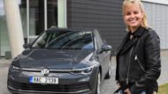Autoperiskop.cz  – Výjimečný pohled na auta - Patricie jezdí v novém Volkswagenu Golf