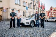 Autoperiskop.cz  – Výjimečný pohled na auta - KIA e-Niro se hlásí do služby u Městské policie Tábor