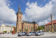 Autoperiskop.cz  – Výjimečný pohled na auta - ŠKODA AUTO obnovila vozový park sociálních služeb ve Vrchlabí