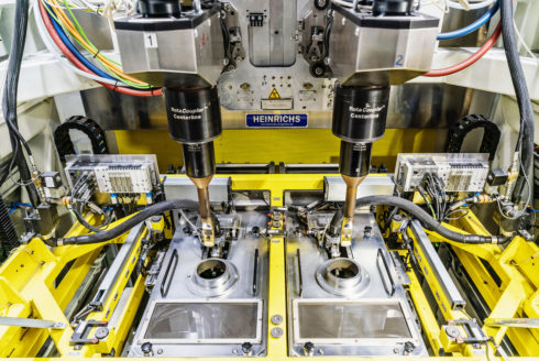 ŠKODA AUTO ve výrobě motorů zavádí plazmové nanášení povrchové vrstvy válců