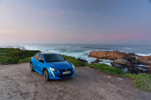 Nový Peugeot e-208 získal ocenění „Electric Small Car of  the Year“, které uděluje britský časopis WHAT CAR?