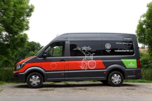 Volkswagen Užitkové vozy podporuje osoby s tělesným hendikepem