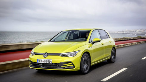 Volkswagen se stal v listopadu opět jedničkou mezi importéry
