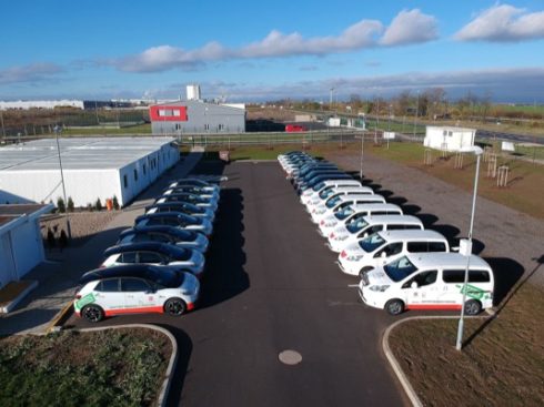 Elektromobily Volkswagen ID.3 jezdí ve službách příspěvkových organizací v Ústeckém kraji
