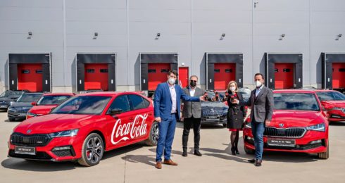Volkswagen Financial Services financuje 430 vozů pro Coca-Cola HBC Česko a Slovensko