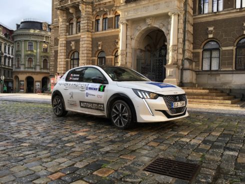 Posádky s e-208 vybojovaly na ECO Energy Rally Bohemia pro značku Peugeot 2. místo v poháru výrobců