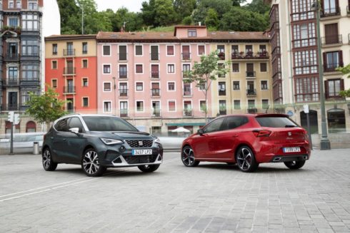 Zákazníci již mohou objednávat nové modely SEAT Ibiza a SEAT Arona, výroba byla spuštěna