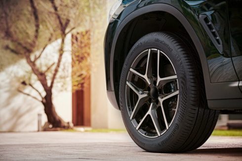 Na trh přichází nová řada letních pneumatik Continental: UltraContact s robustní konstrukcí pro dlouhou životnost