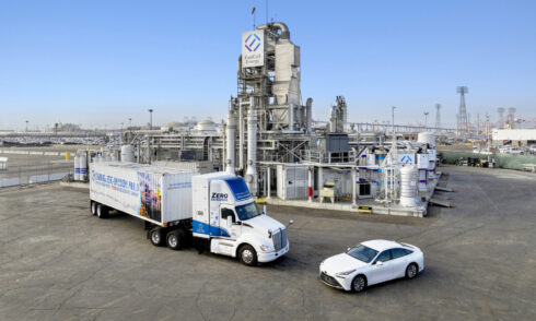 Toyota v USA začala vyrábět elektřinu a vodík z bioplynu