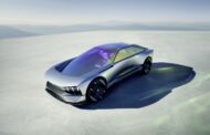 Autoperiskop.cz  – Výjimečný pohled na auta - Peugeot Inception Concept, symbol nové éry značky Peugeot, se představí na e-Salonu v Praze