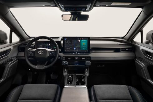 Autoperiskop.cz  – Výjimečný pohled na auta - Zcela nová Toyota RAV4 slaví světovou premiéru