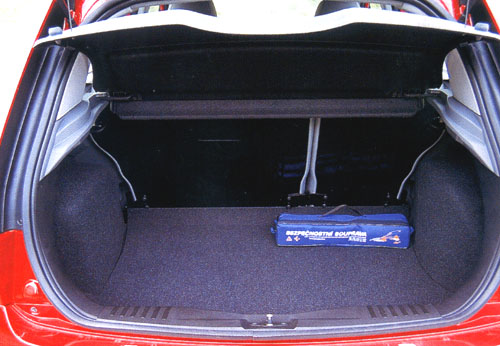 Ford Fiesta Ambiente – Špičkový každým coulem
