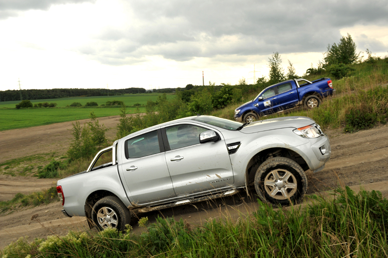 Zcela nový pick-up Ford Ranger – v terénu nezklamal (nejlépe to potvrzují fotografie)