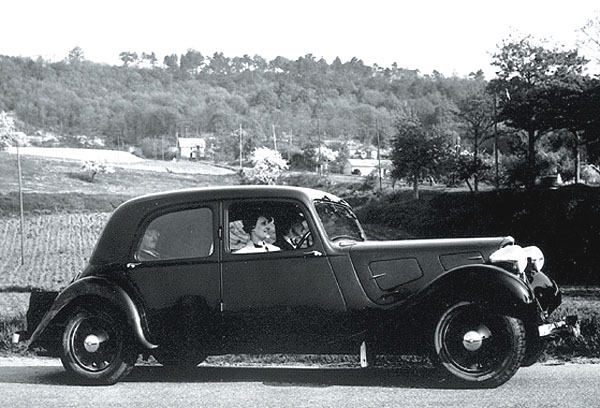 Před 70ti lety – v roce 1934 představen model Citroën Traction Avant