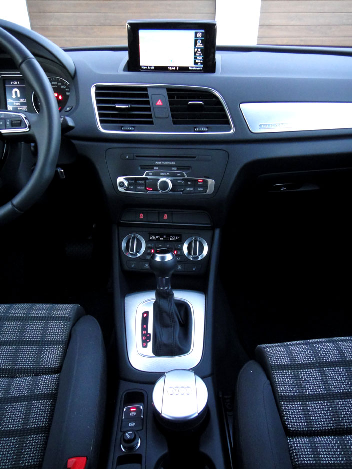 Audi Q3 quattro před třemi měsíci uvedené na náš trh v testu redakce