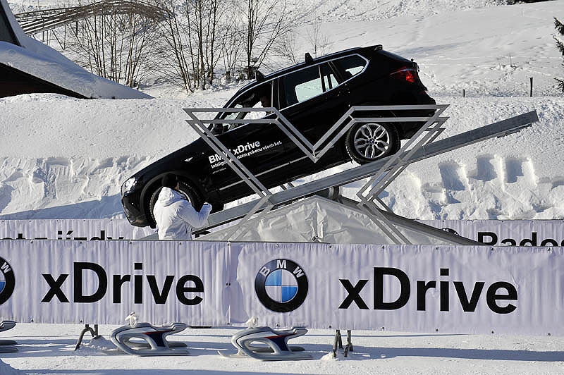 BMW xDrive Village v Peci pod Sněžkou do 25. února 2012 – ještě to stihnete !!!