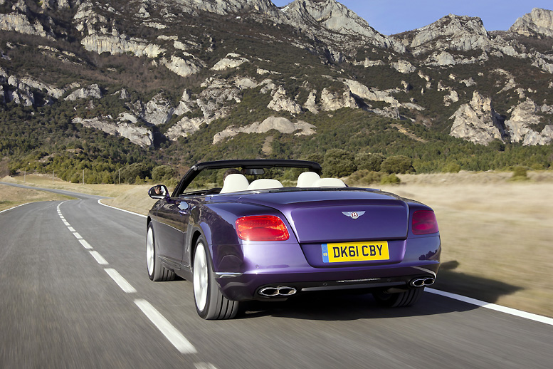 Nový kabriolet Bentley zazářil na mezinárodním autosalonu v Ženevě a míří na český trh