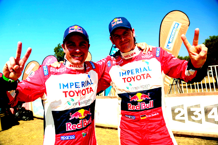 De Villiers a Von Zitzewitz dojeli rallye Dakar 2013 na skvělém 2. místě s Toyotou Hilux