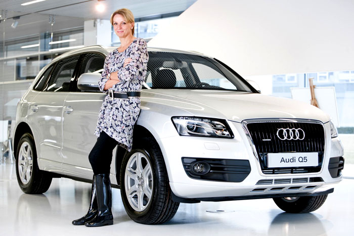 Filmová a divadelní herečka Ivana Chýlková si vybrala oblíbené SUV značky Audi: model Q5.