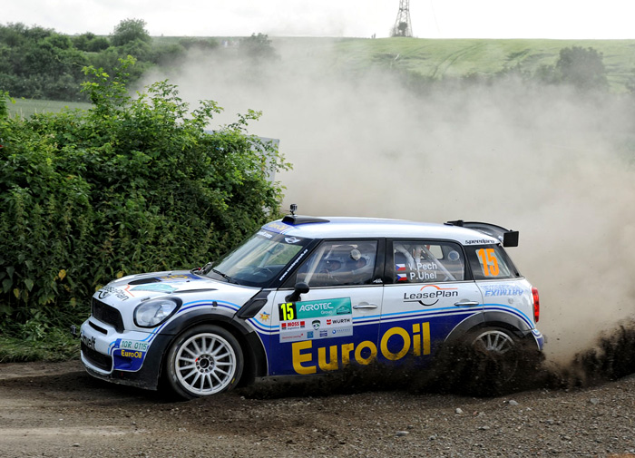 Vteřinový souboj Pecha na Rallye Hustopeče - byla to bitva jako řemen a souboj, který vstoupí do historie českého rallye sportu