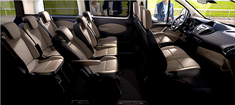 Nový Ford Tourneo Custom: vůz pro podnikání i rodinu - pro komerční přepravu osob, aktivní životní styl i osobní potřebu