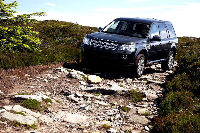 Značka Land Rover představila novinku pro příští rok – LR Freelander pro rok 2013