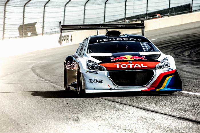 Sébastien Loeb s vozem 208 T16 Pikes Peak dosáhl včera na kvalifikačních jízdách na dolní části trati nejlepší výsledek